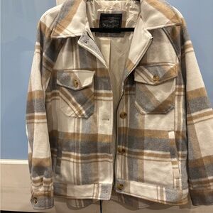 Plaid Levi’s Button-Up Jacket